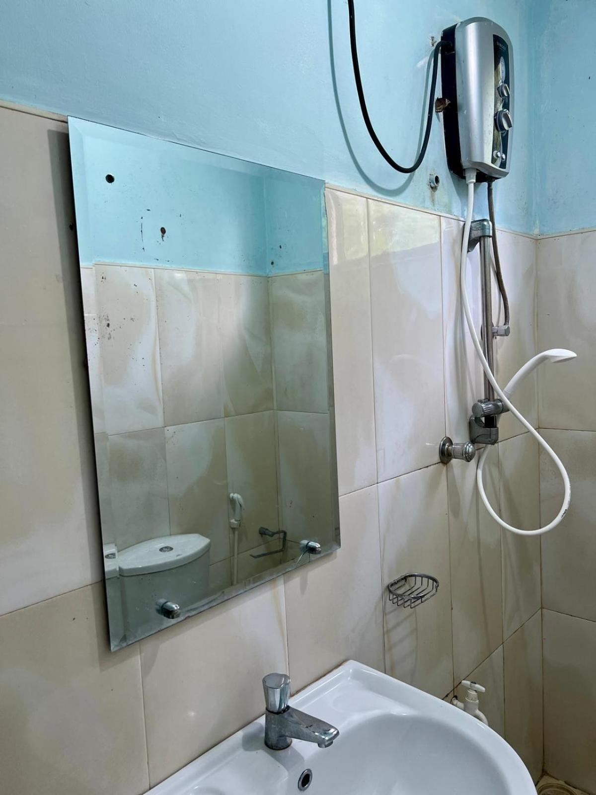 Sky Beam Hotel Канді Екстер'єр фото